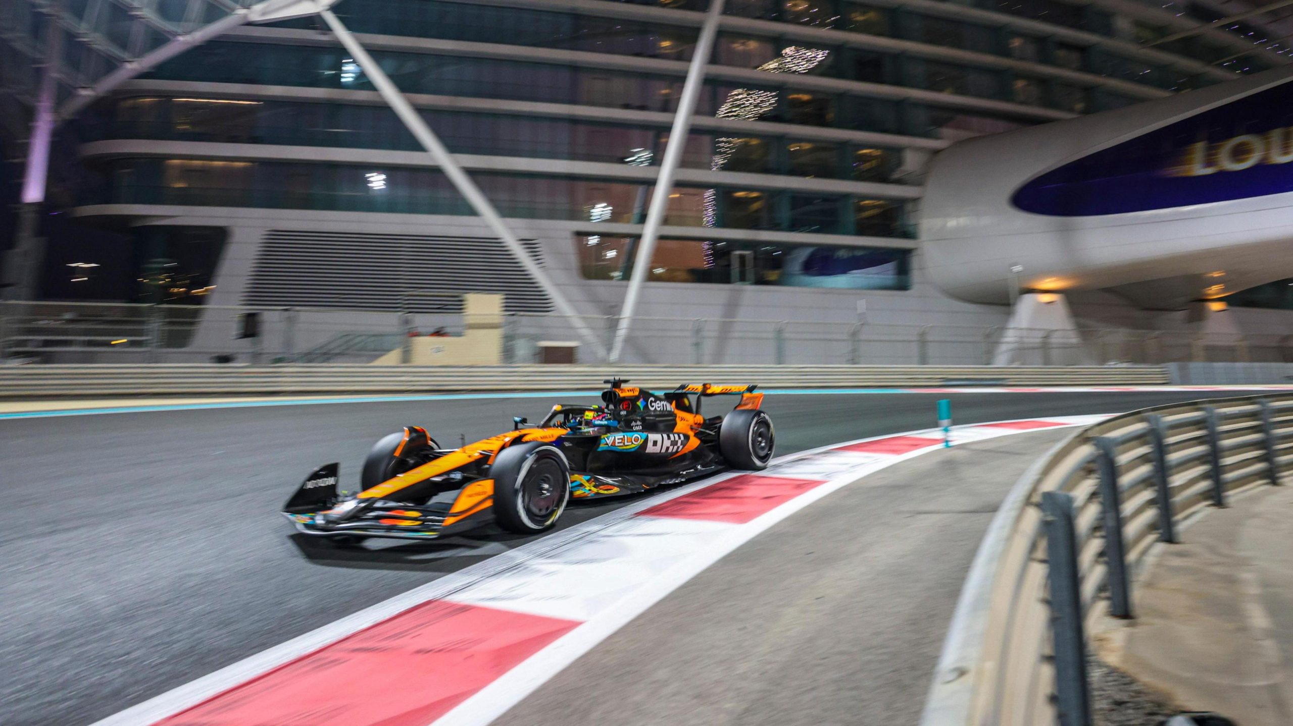 F1赛季如战争持续将结束于欧洲,斯特法诺·多梅尼卡利表示